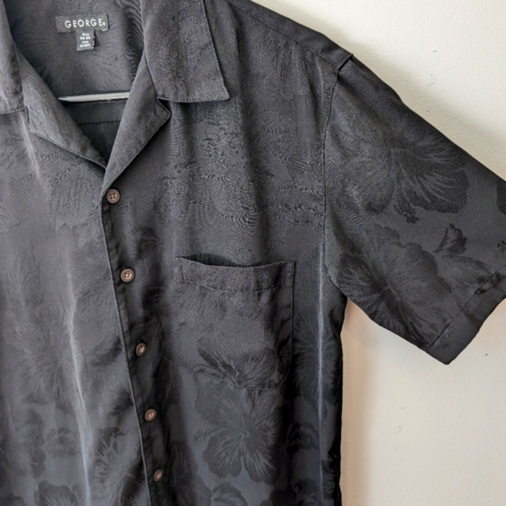 Black Hawaiian Shirt, Monochrome Flower Print Collared Short Sleeve Dress Shirt
